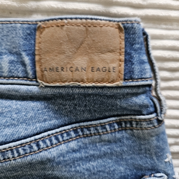 American Eagle Women's Blue Distressed Jeans Size 0 - Picture 13 of 16